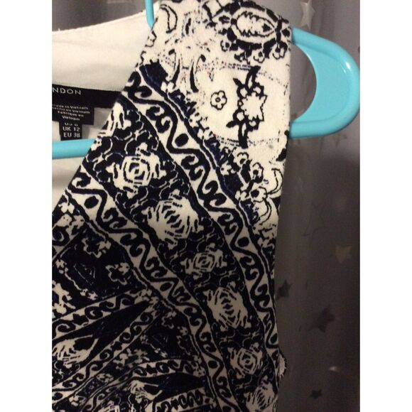 Maggy London Black White Wood Block Print Sleeveless V Neck Dress Size 8 - Picture 3 of 6